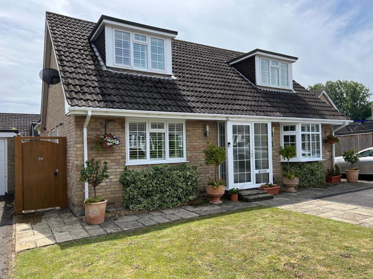 No 64 Bed And Breakfast Lymington Esterno foto