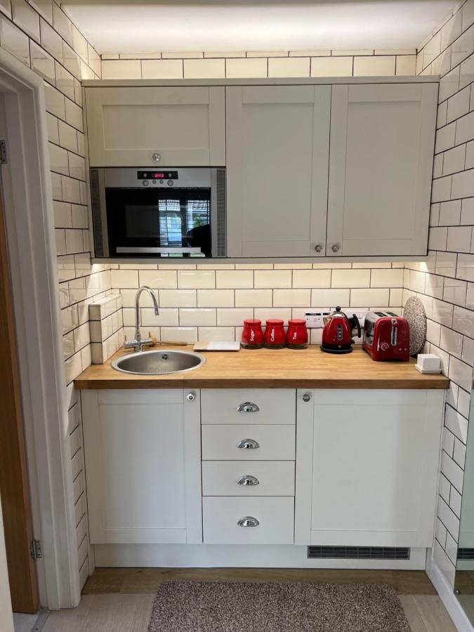 No 64 Bed And Breakfast Lymington Esterno foto