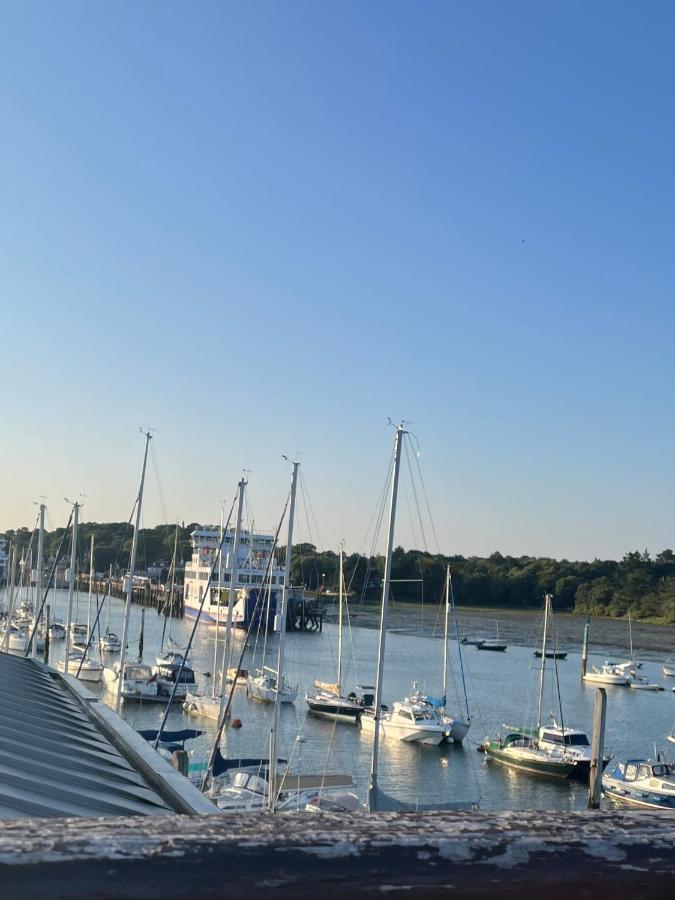 No 64 Bed And Breakfast Lymington Esterno foto